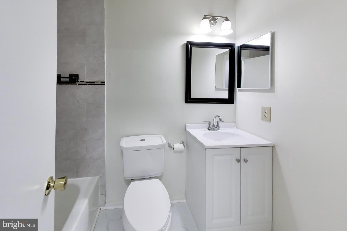 138 Joyceton Ter Property Photo 26