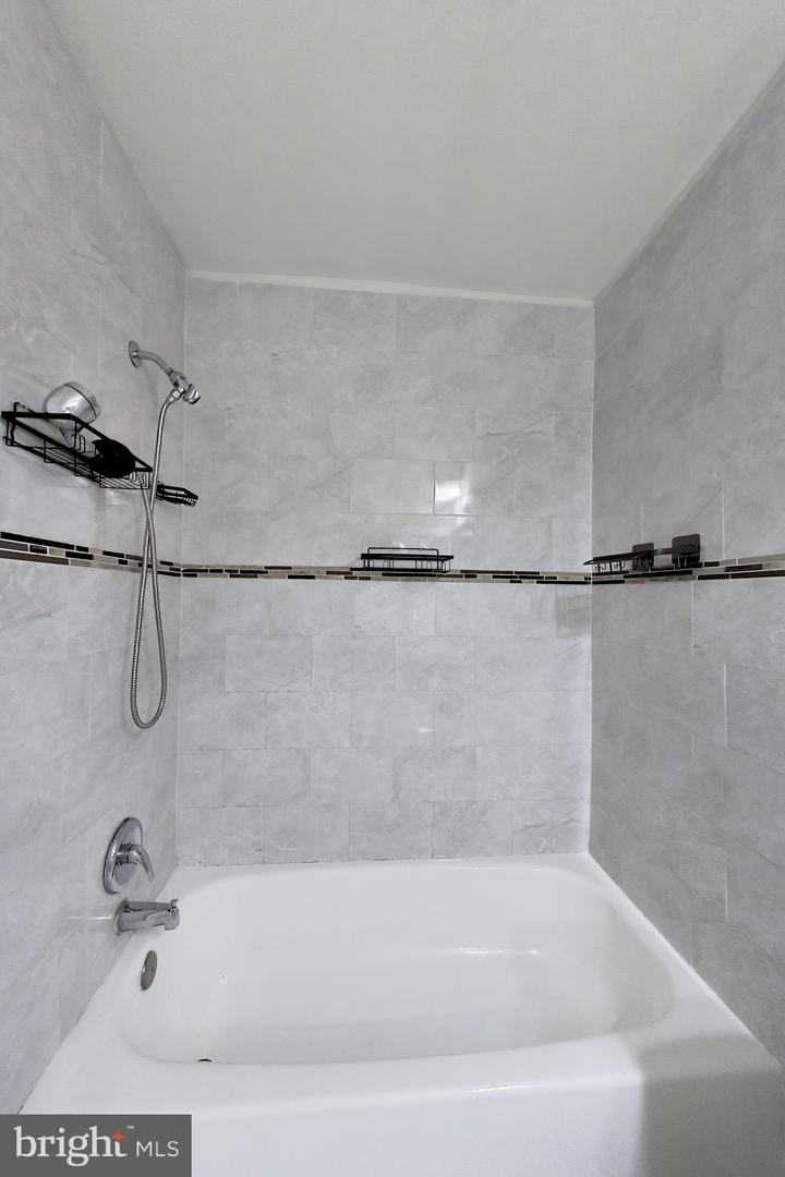 138 Joyceton Ter Property Photo 27