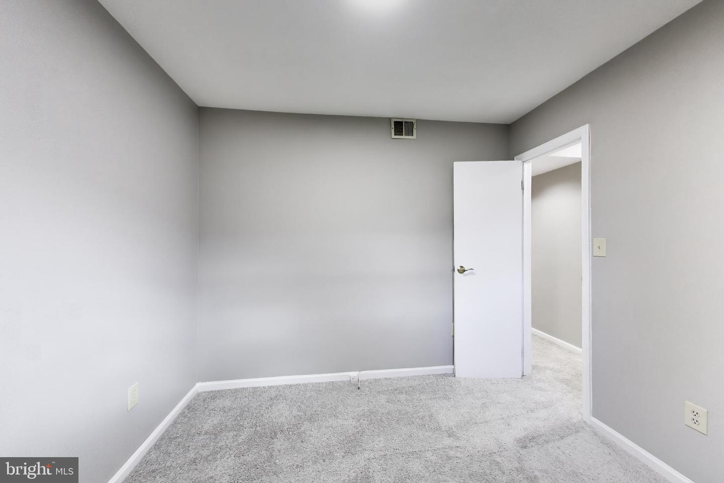 138 Joyceton Ter Property Photo 35