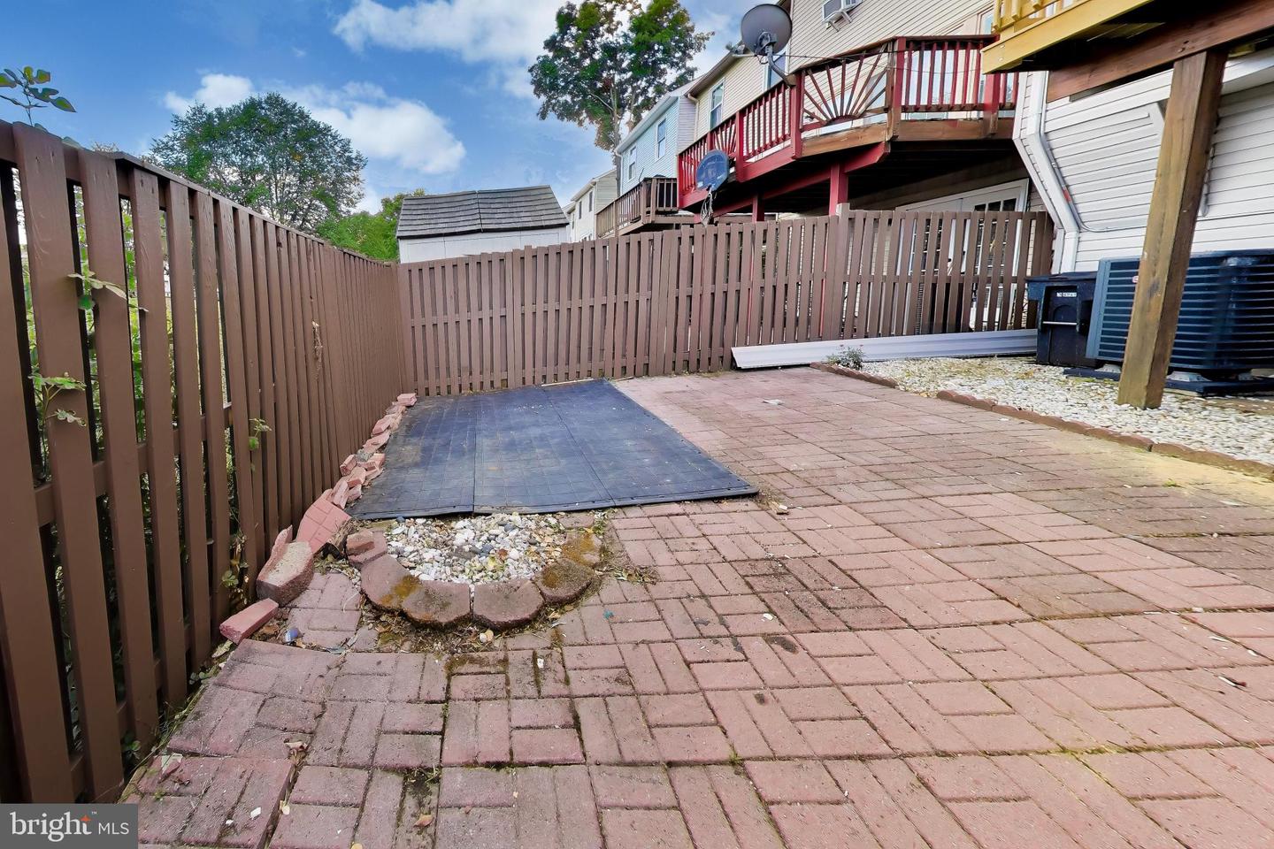 138 Joyceton Ter Property Photo 42