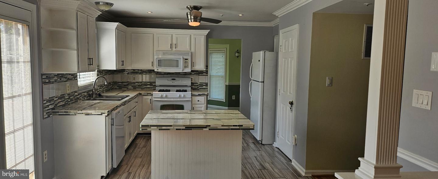 14506 Foust St Property Photo 11