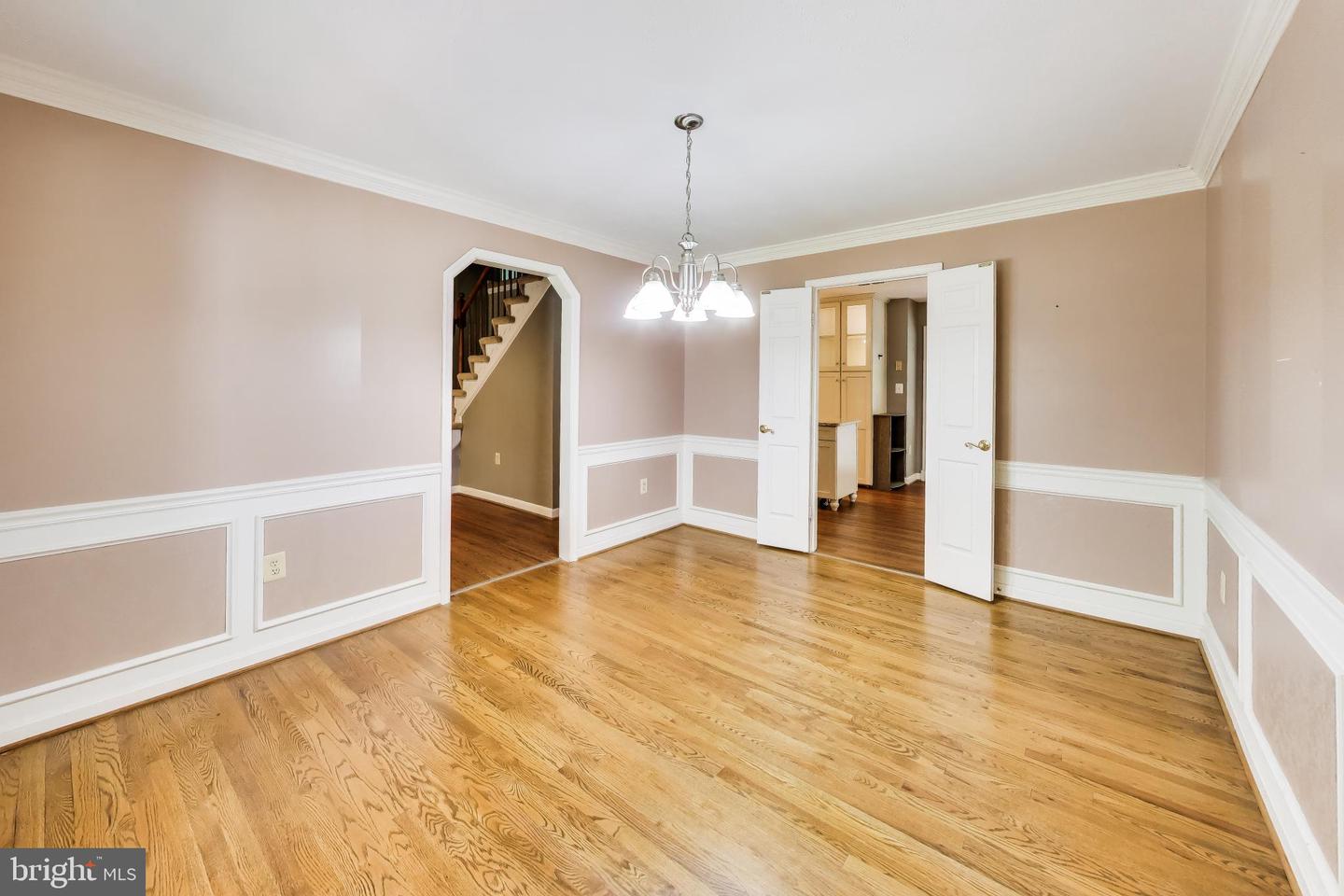 2012 Bermondsey Dr Property Photo 14