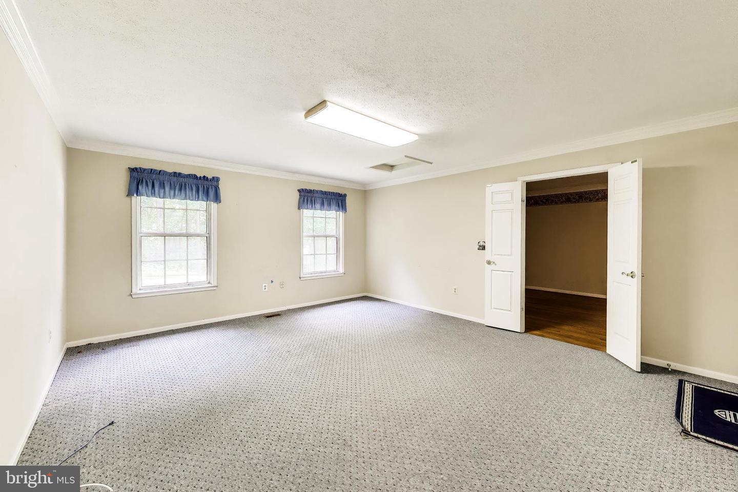 2012 Bermondsey Dr Property Photo 22