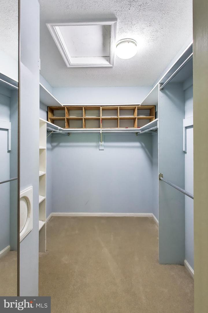 2012 Bermondsey Dr Property Photo 27