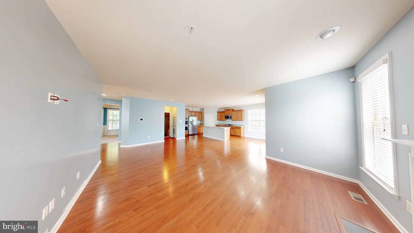 2604 Brooke Grove Rd Property Photo 10