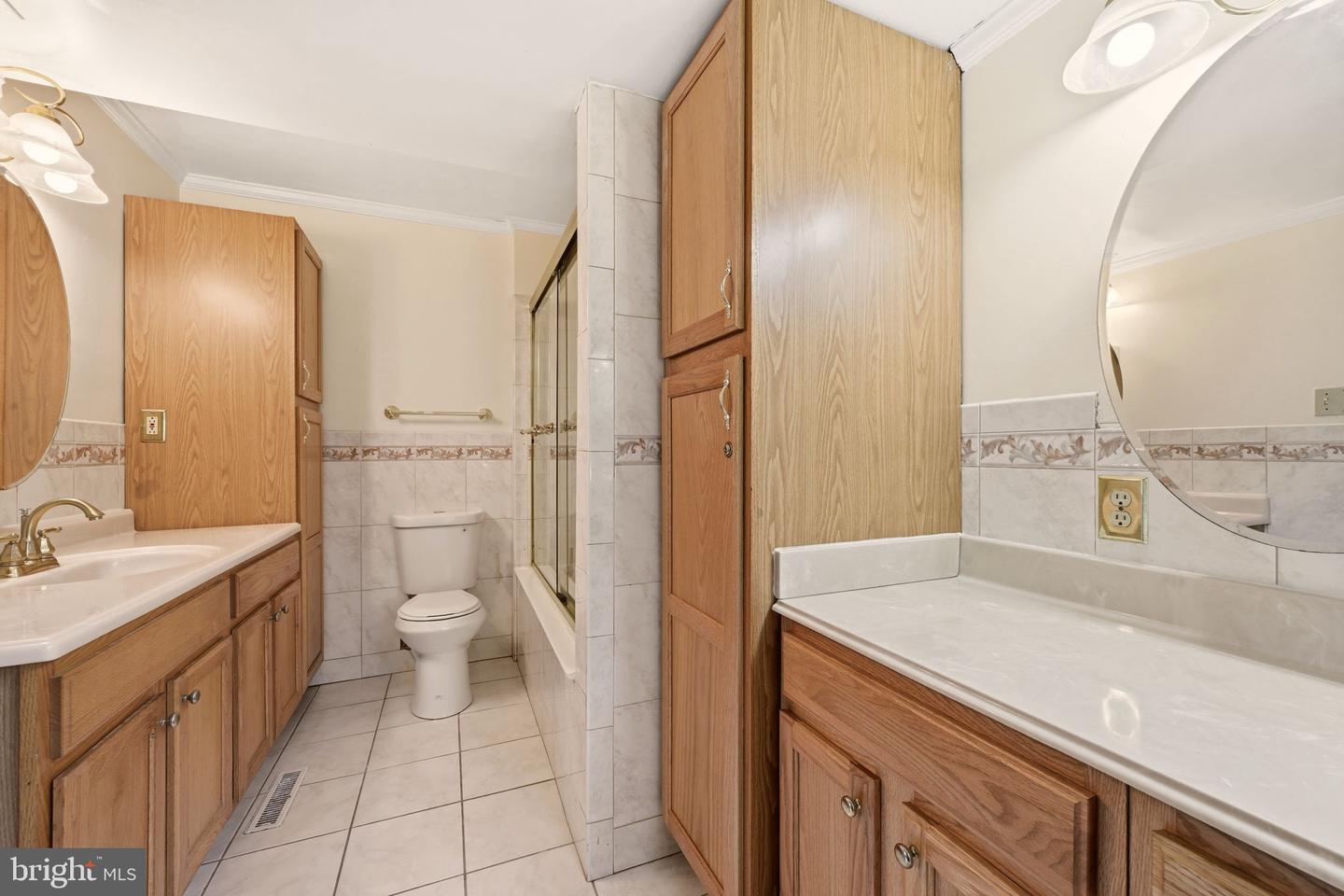 5122 Navahoe St Property Photo 16