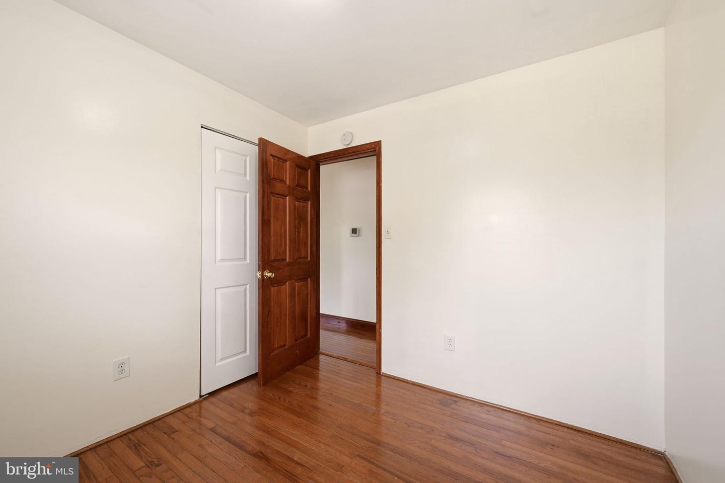 5122 Navahoe St Property Photo 19