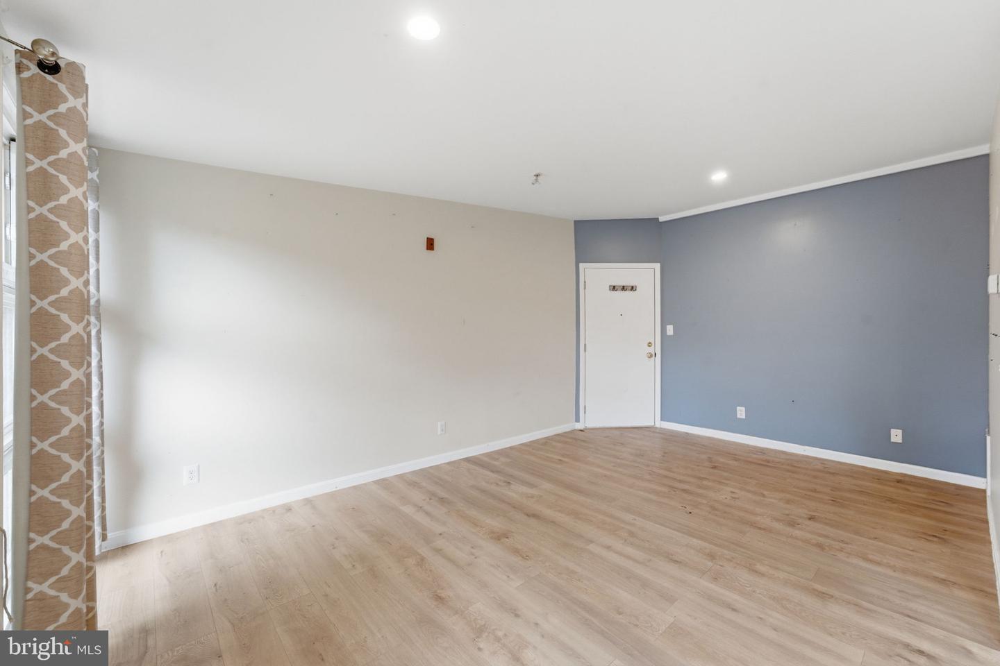 7402 18th Ave #210 Property Photo 13