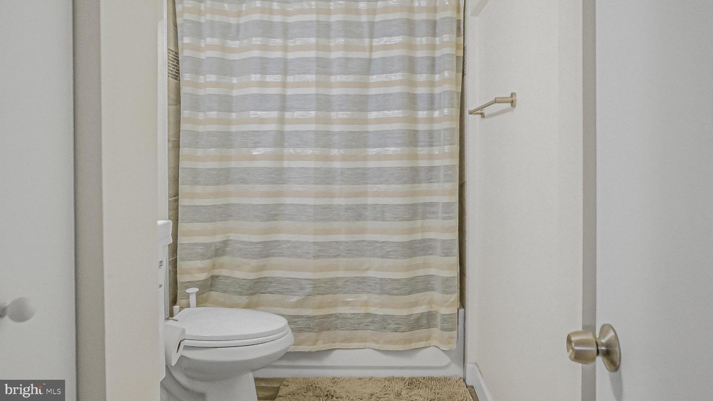 4632 Howe Ave Property Photo 21