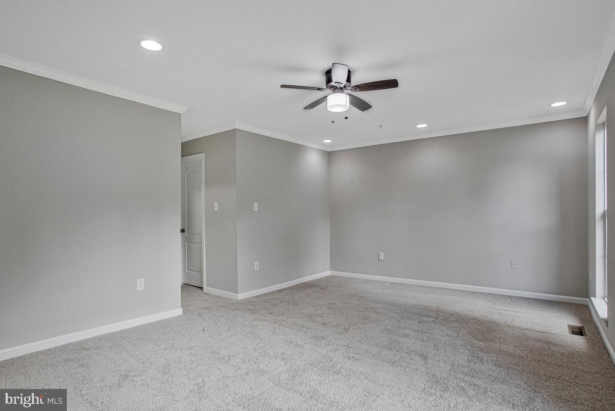 16608 Eastview Ter Property Photo 23