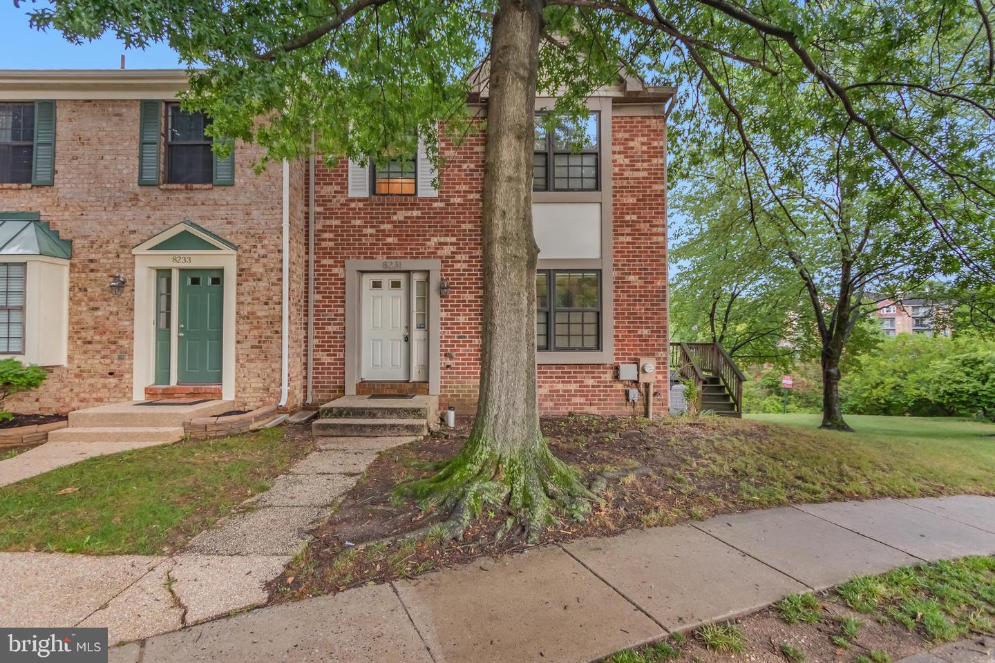 8231 Northlake Ct Property Photo 1