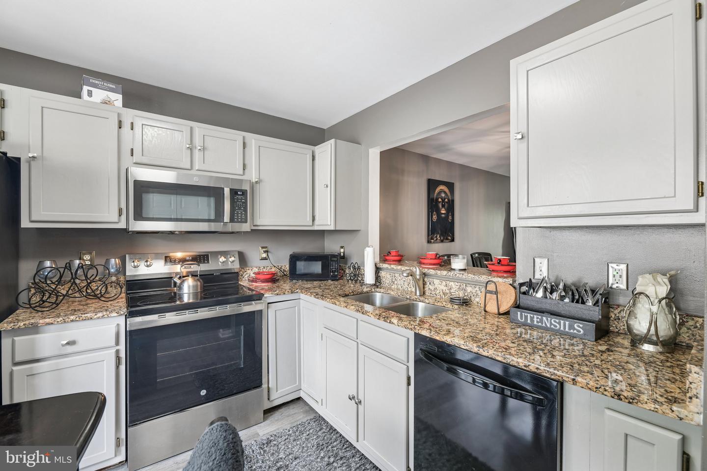4229 Apple Orchard Ln #4 Property Photo 10