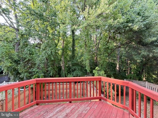 12119 Sutton Ln Property Photo 10