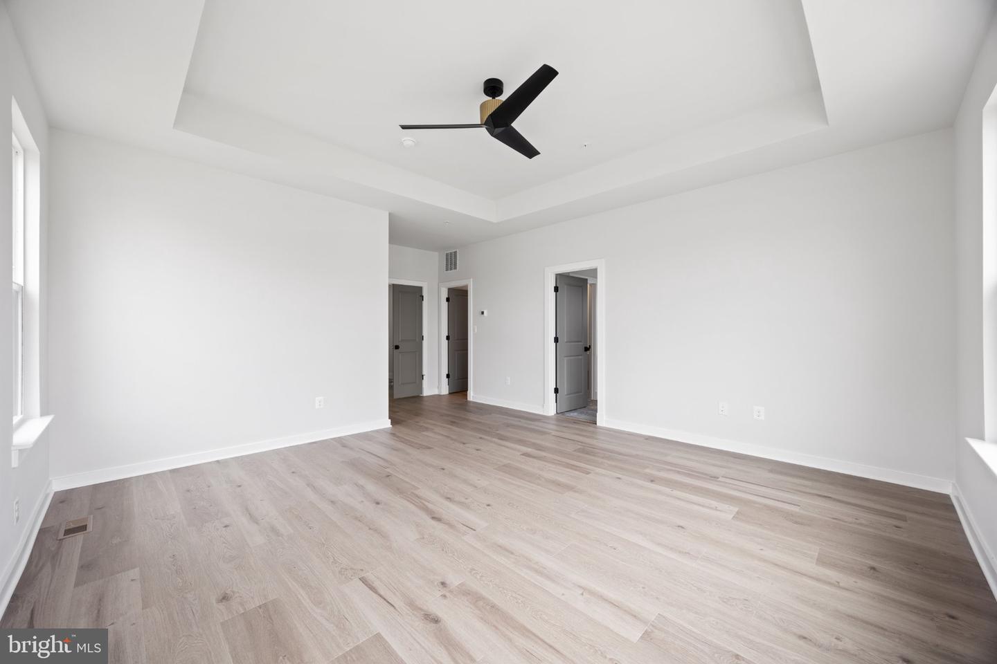 121 Summit Point Blvd #15-j Property Photo 19