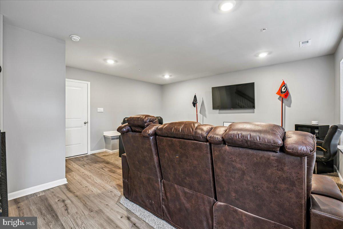 6619 Darter Way Property Photo 6