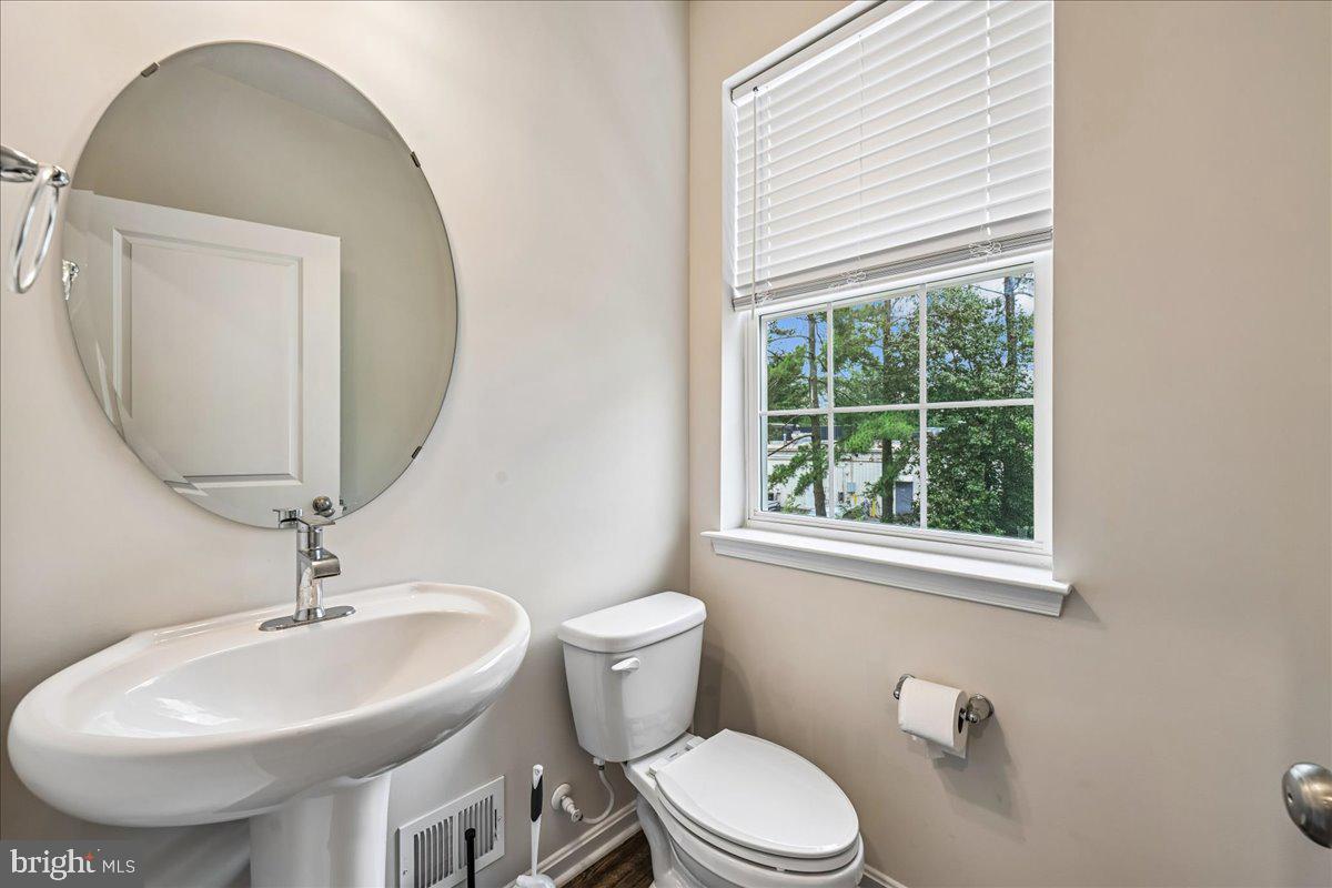 6619 Darter Way Property Photo 12