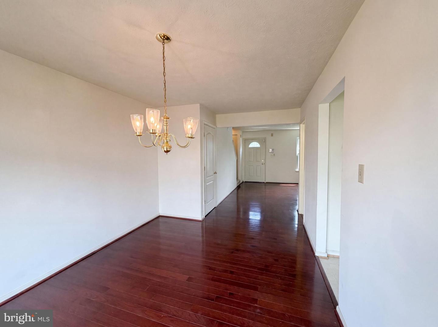 2726 Crestwick Pl Property Photo 9