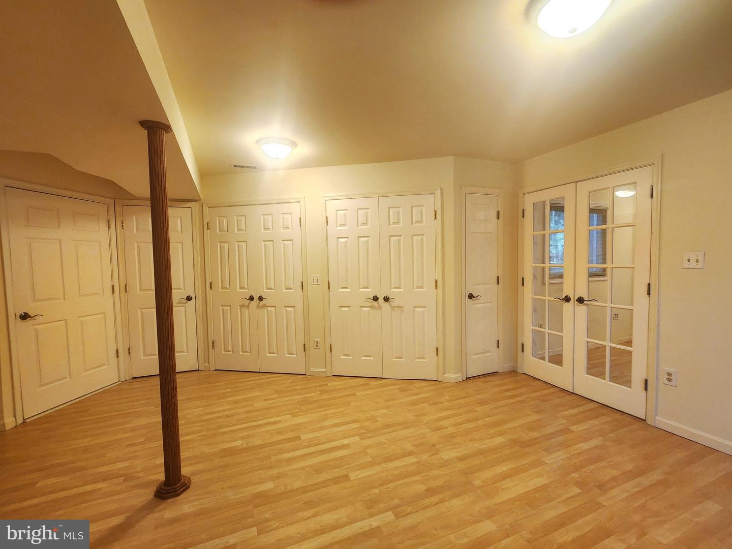 1210 Snowden Pl Property Photo 23