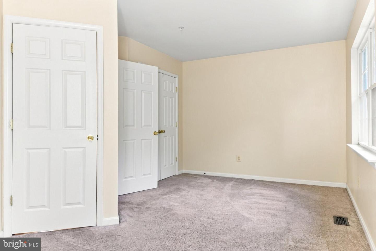 1400 Estelle Dr Property Photo 23