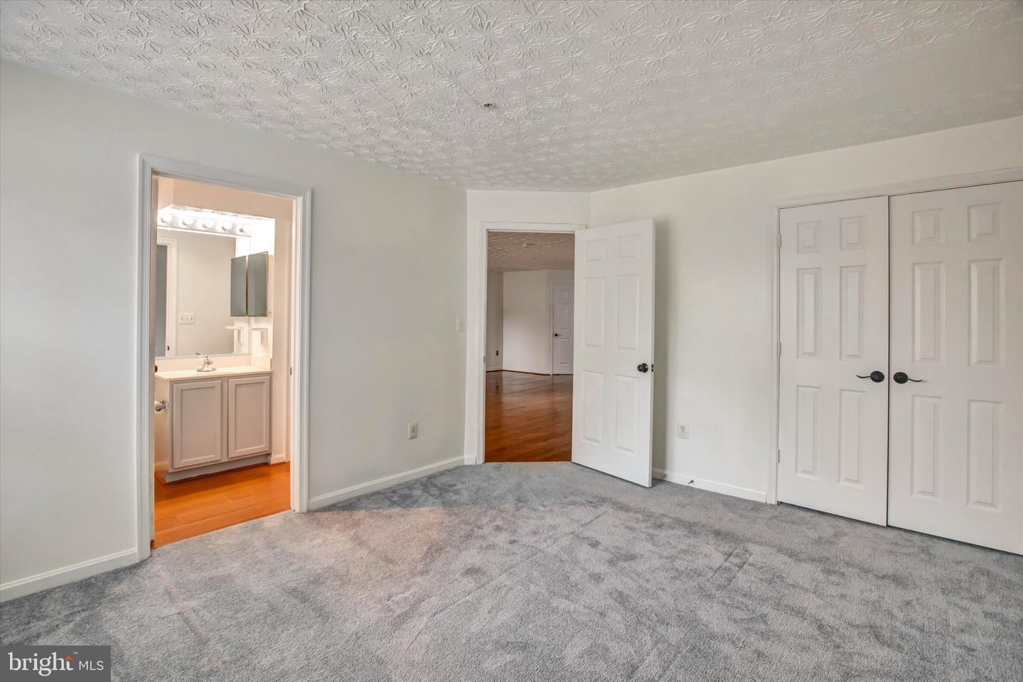 3708 Excalibur Ct #201 Property Photo 18