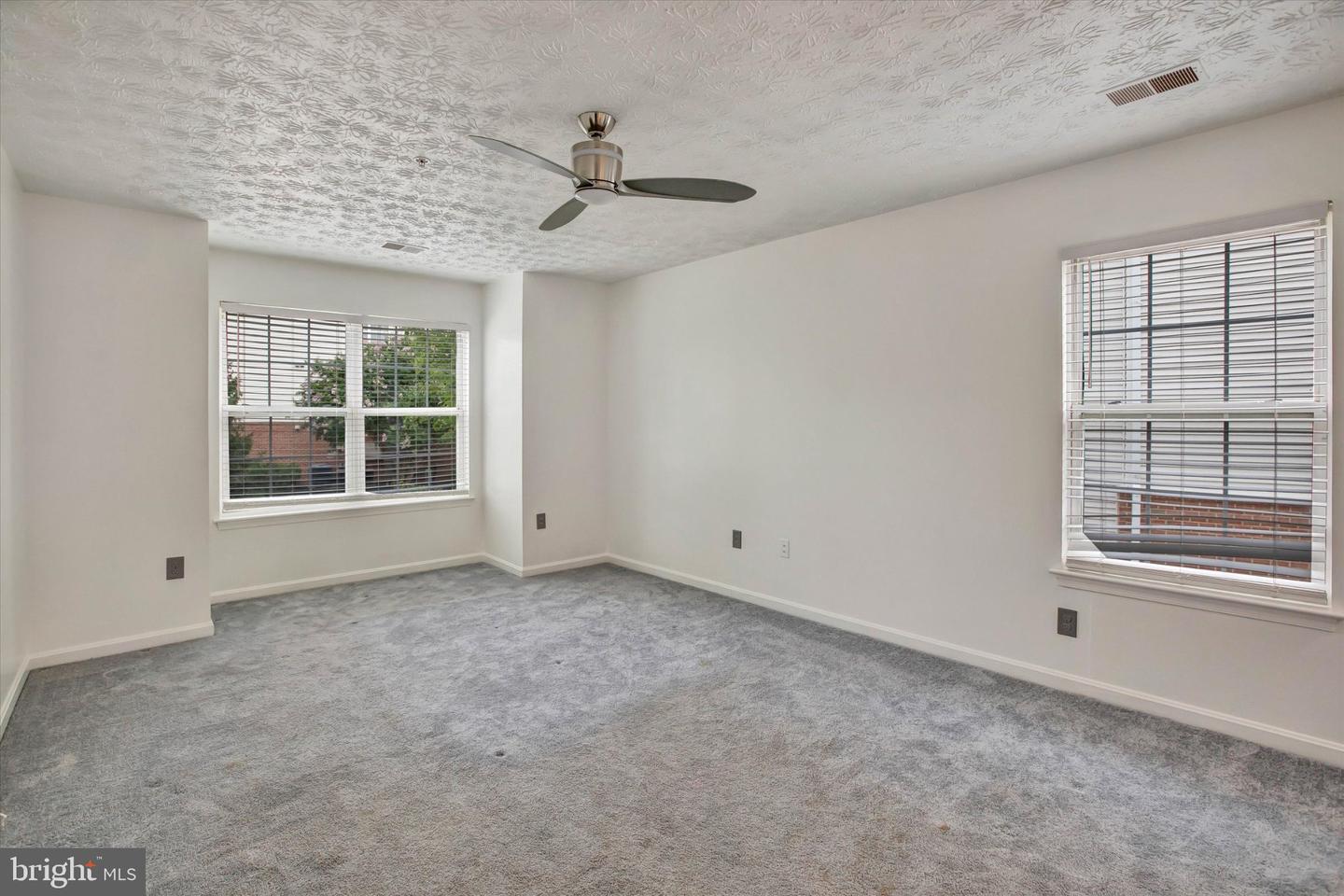 3708 Excalibur Ct #201 Property Photo 24