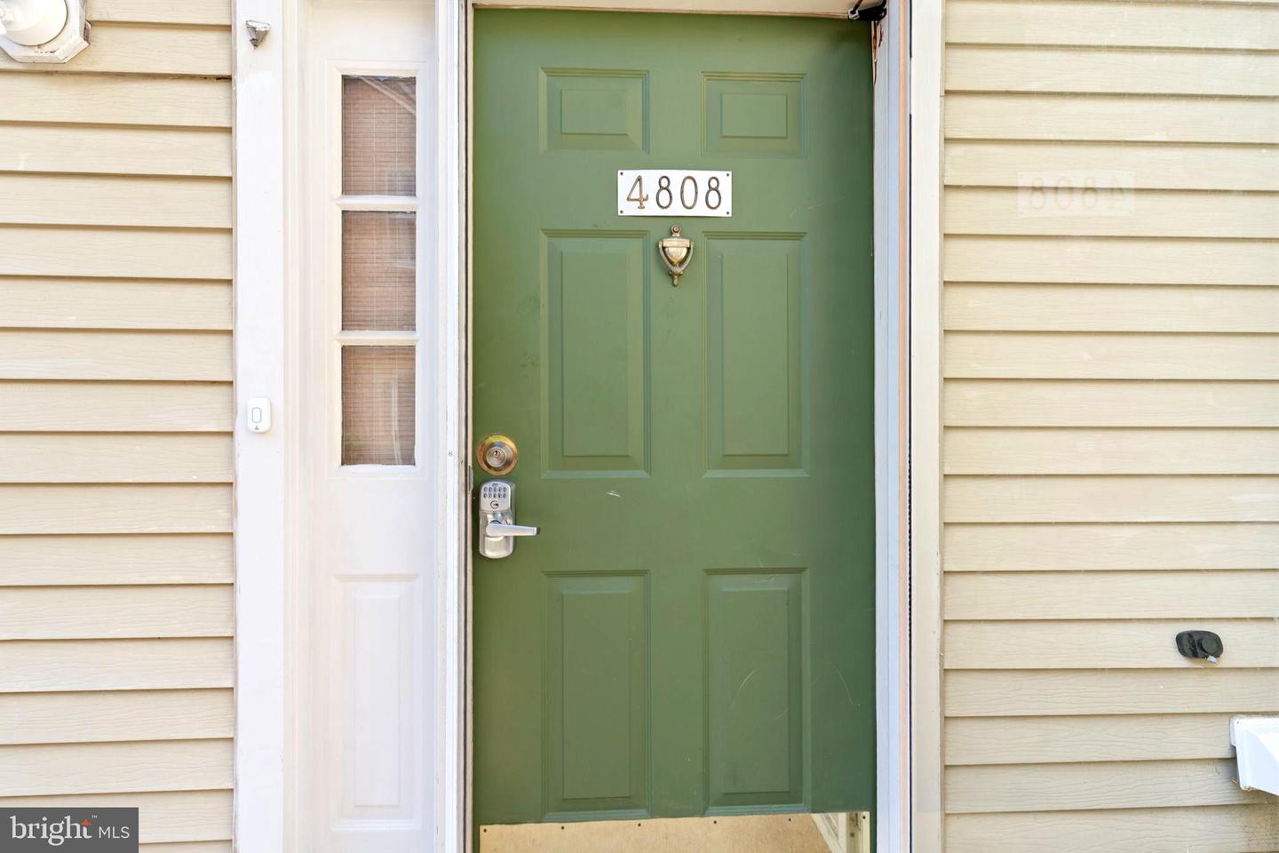 4808 Colonel Brooke Ct #304 Property Photo 3