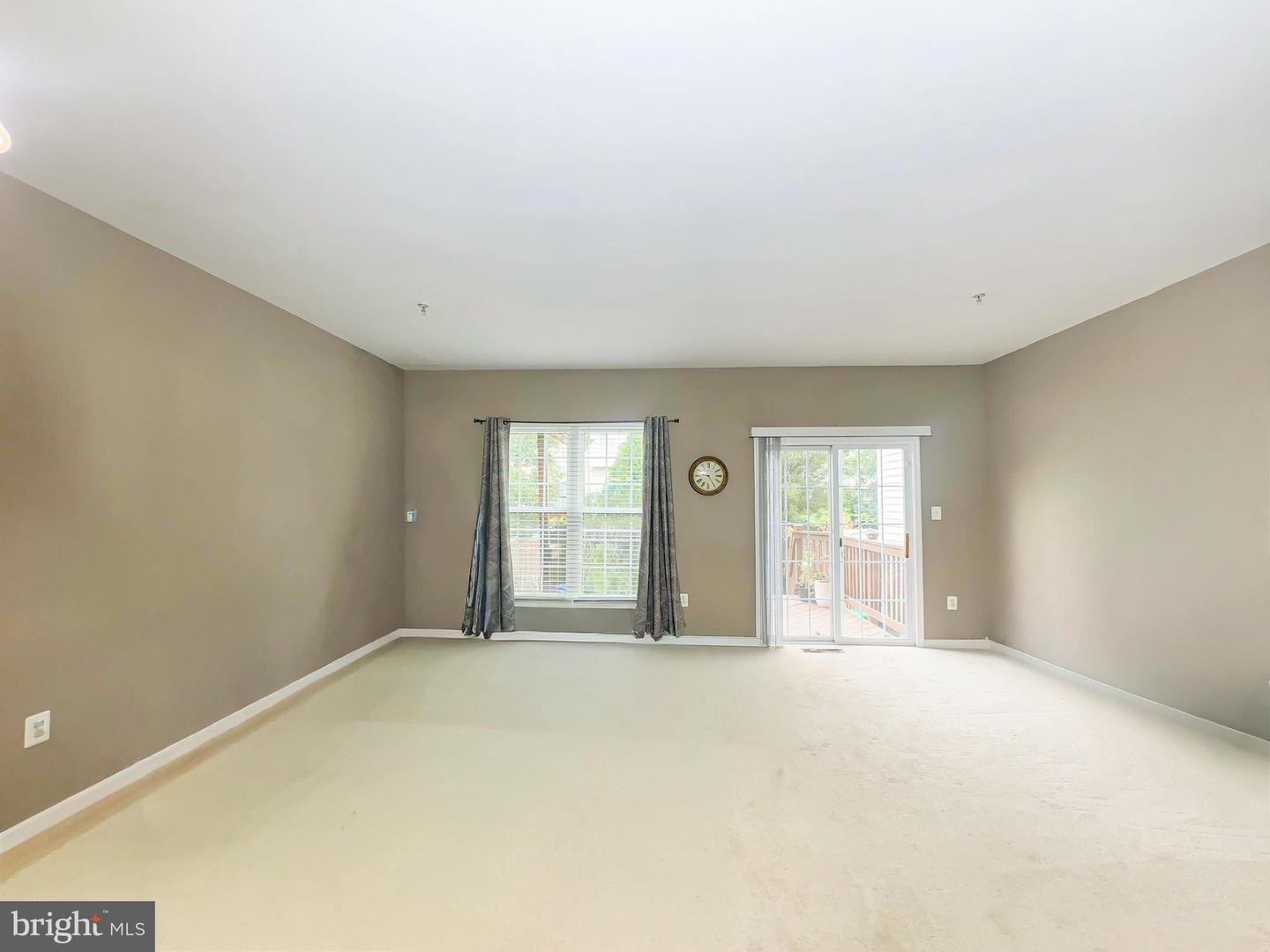 9707 Quiet Brook Ln Property Photo 10