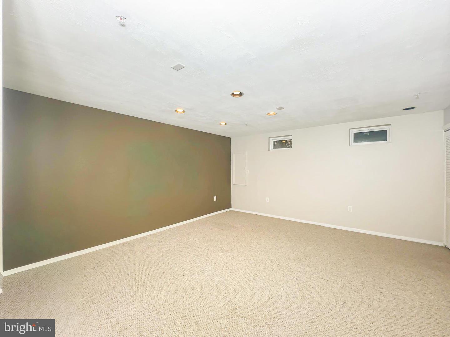9707 Quiet Brook Ln Property Photo 28