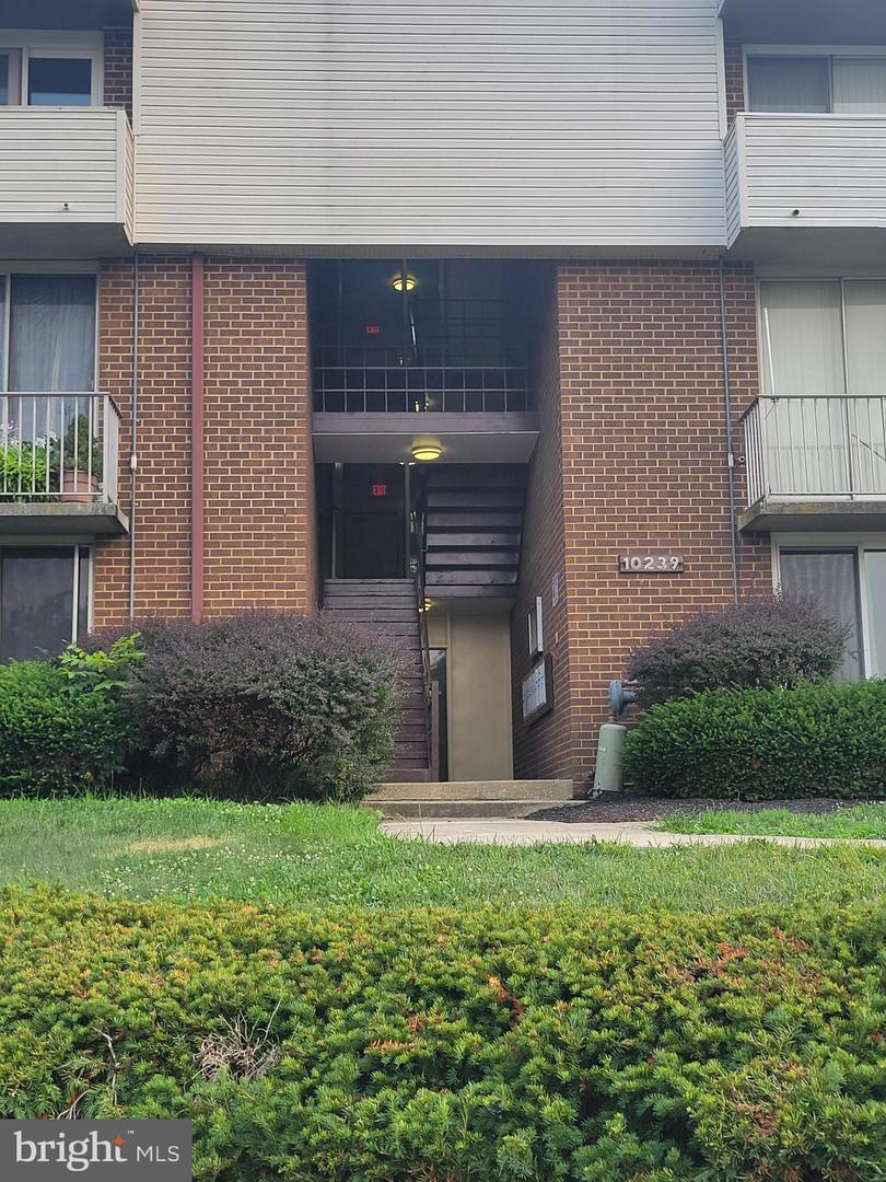 10239 Prince Pl #26-104 Property Photo 2