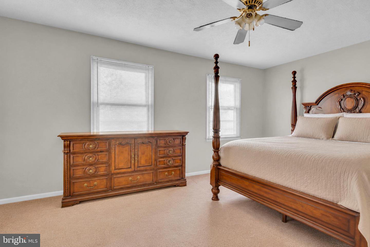 10815 Garnet Dr Property Photo 17