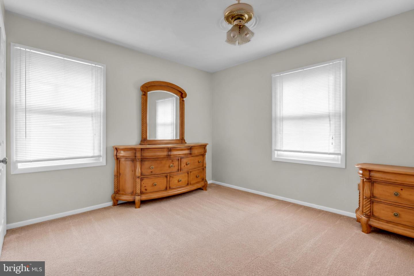 10815 Garnet Dr Property Photo 18