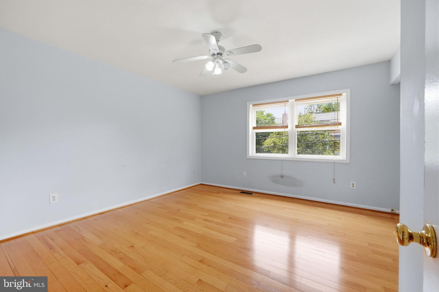 8026 Lakecrest Dr Property Photo 19