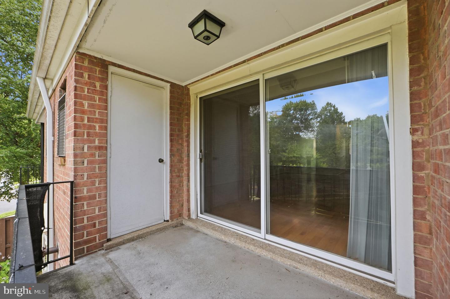 8026 Lakecrest Dr Property Photo 29