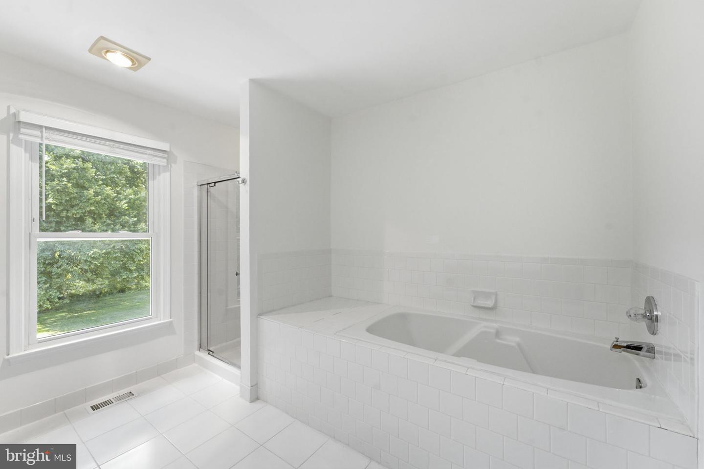 14108 Greenview Dr Property Photo 38