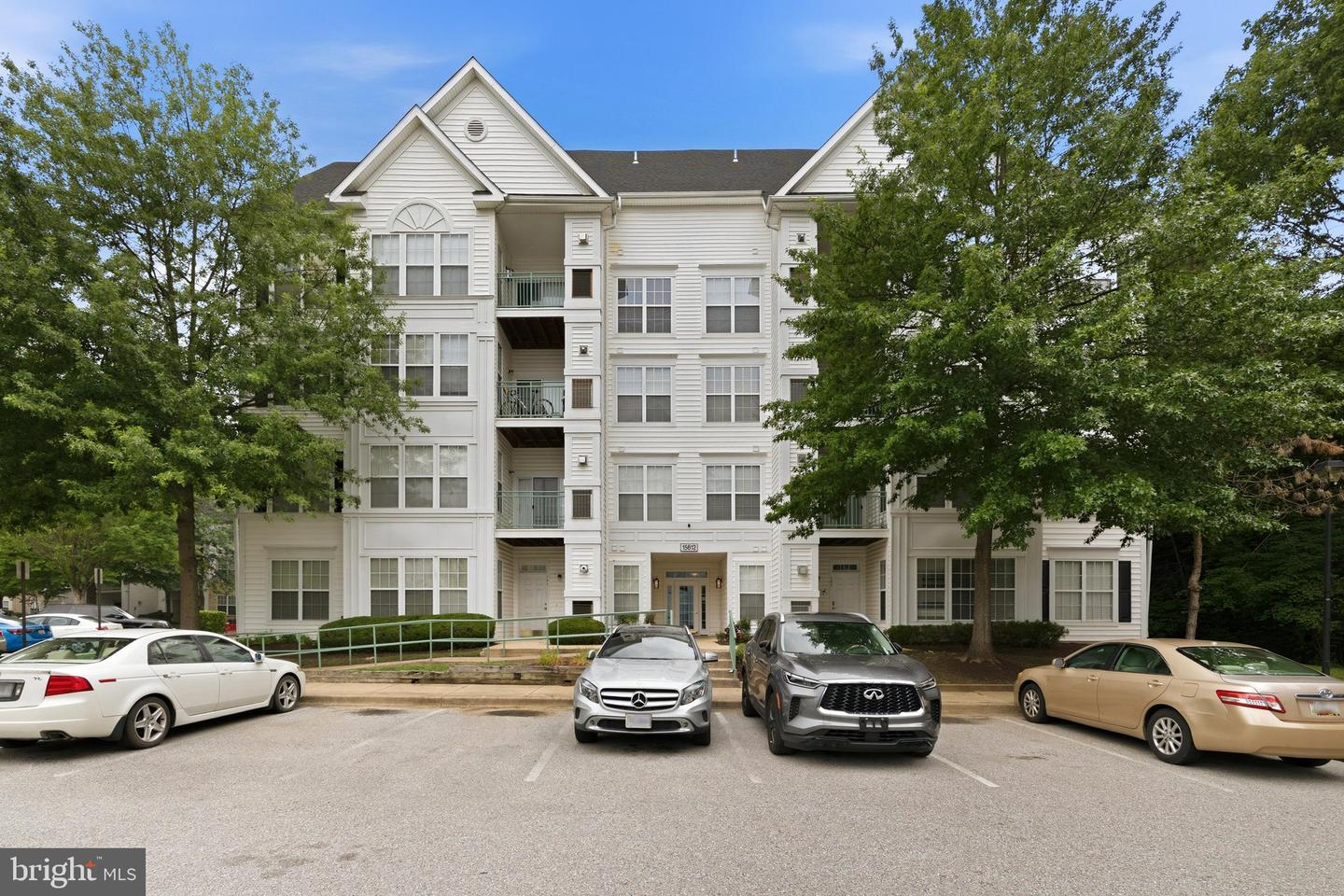 15612 Everglade Ln #404 Property Photo 1