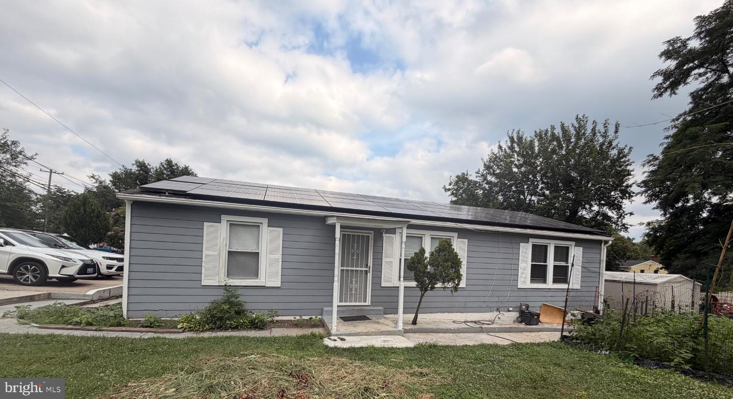 1223 CHILLUM RD Property Photo 1
