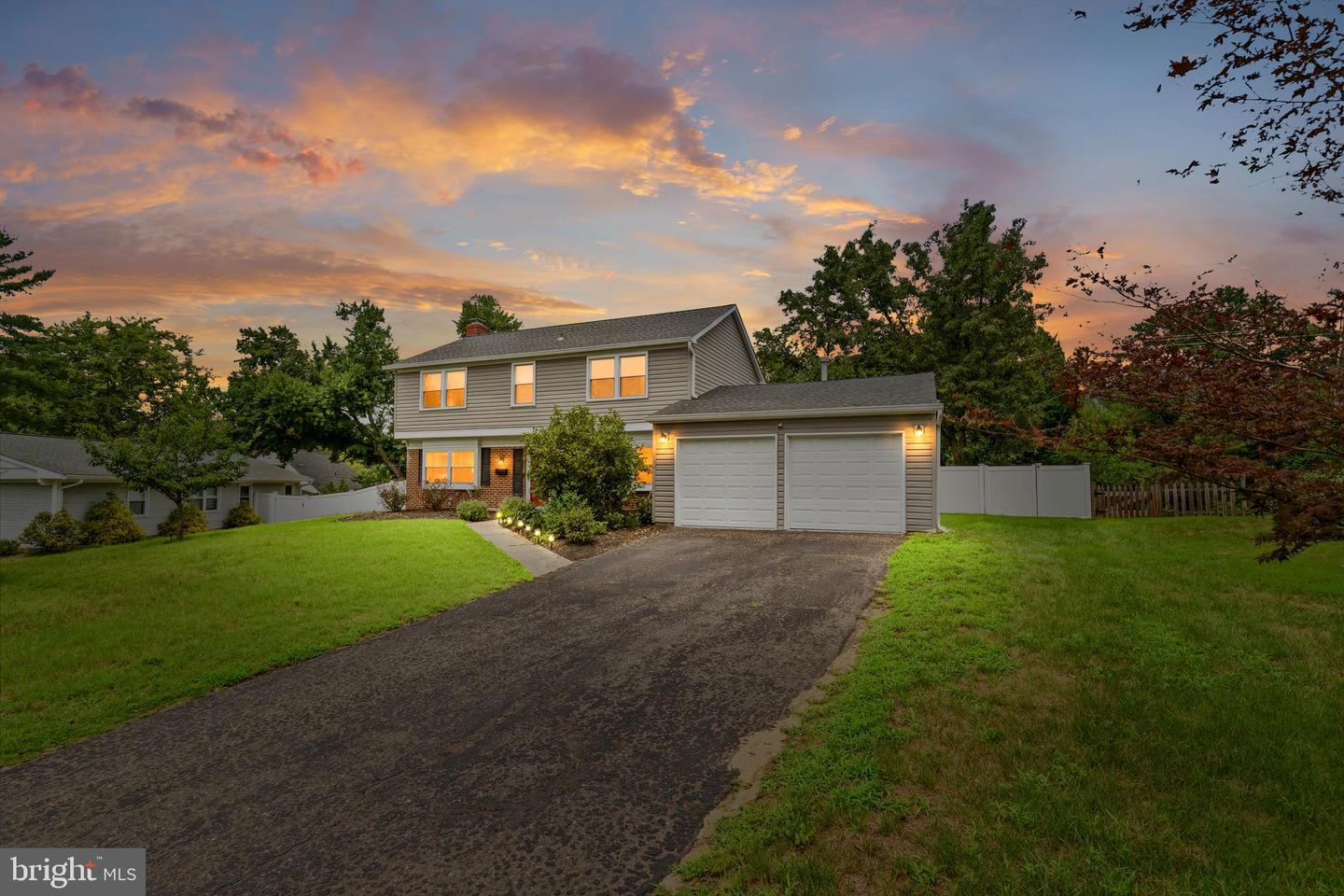 3309 MORELAND PL