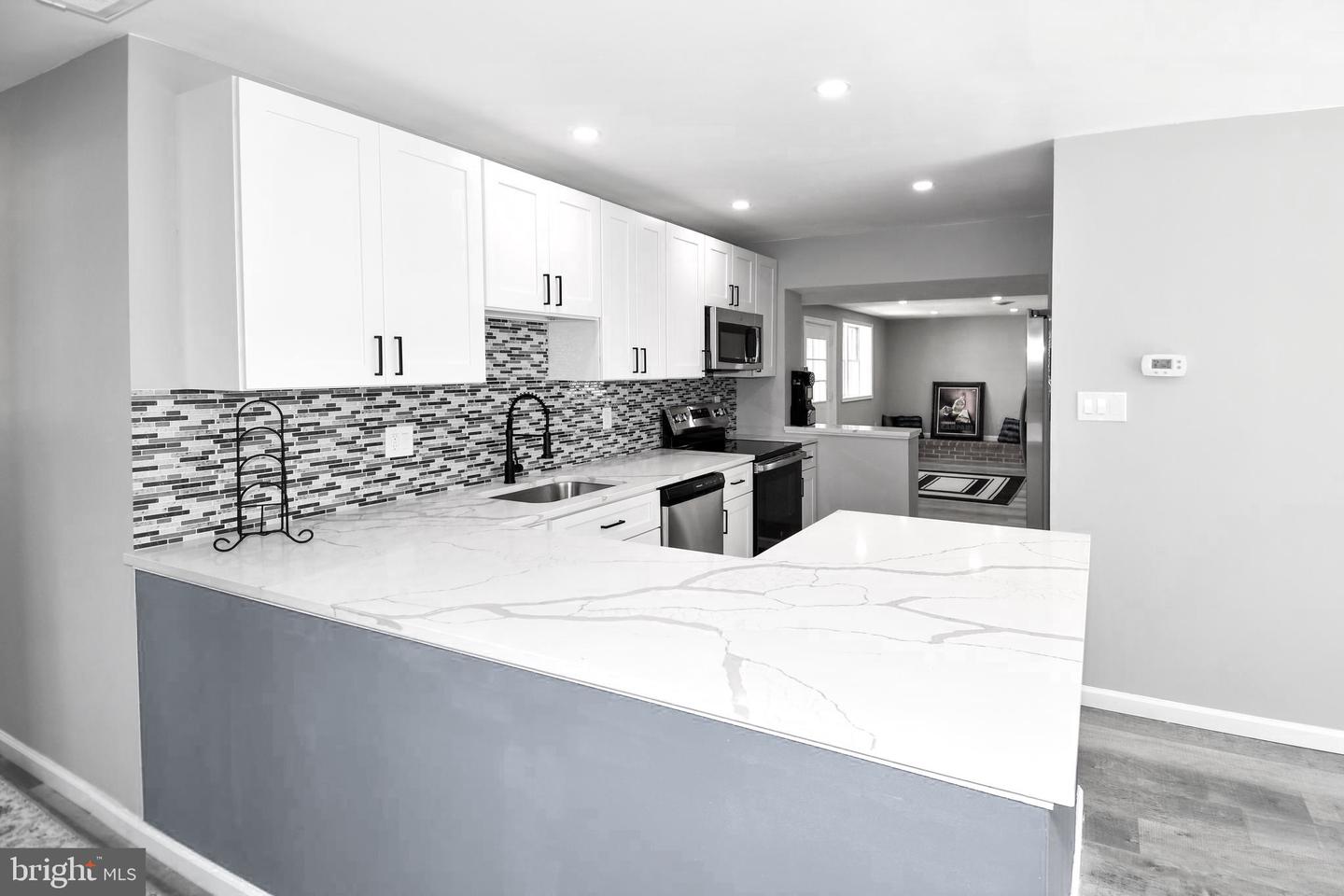1210 Lindsay Rd Property Photo 56
