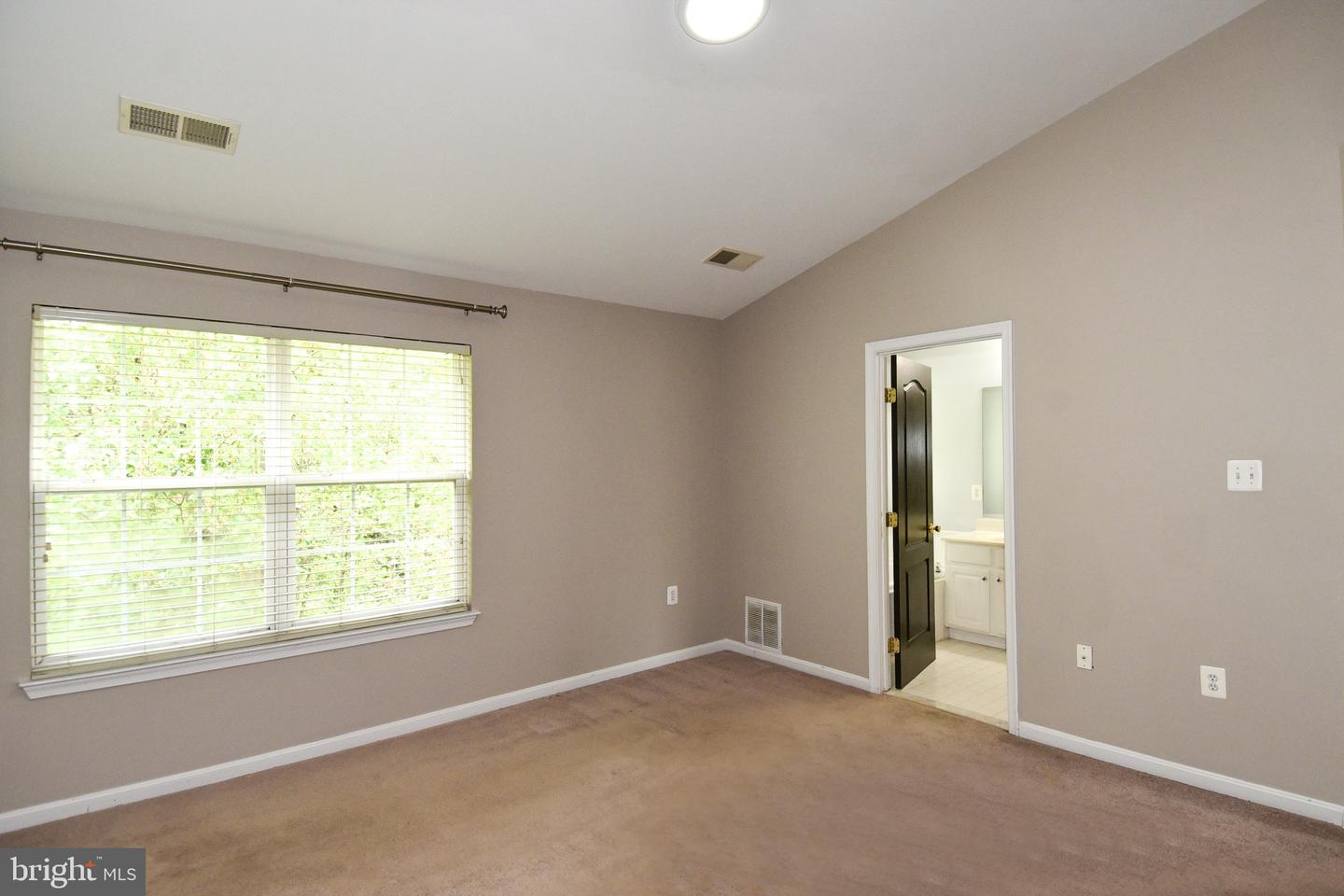15511 Kennett Square Way Property Photo 21