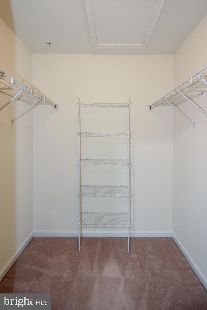 15511 Kennett Square Way Property Photo 28