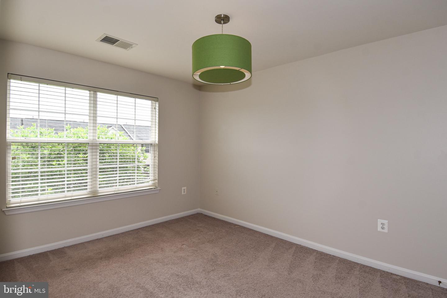 15511 Kennett Square Way Property Photo 29