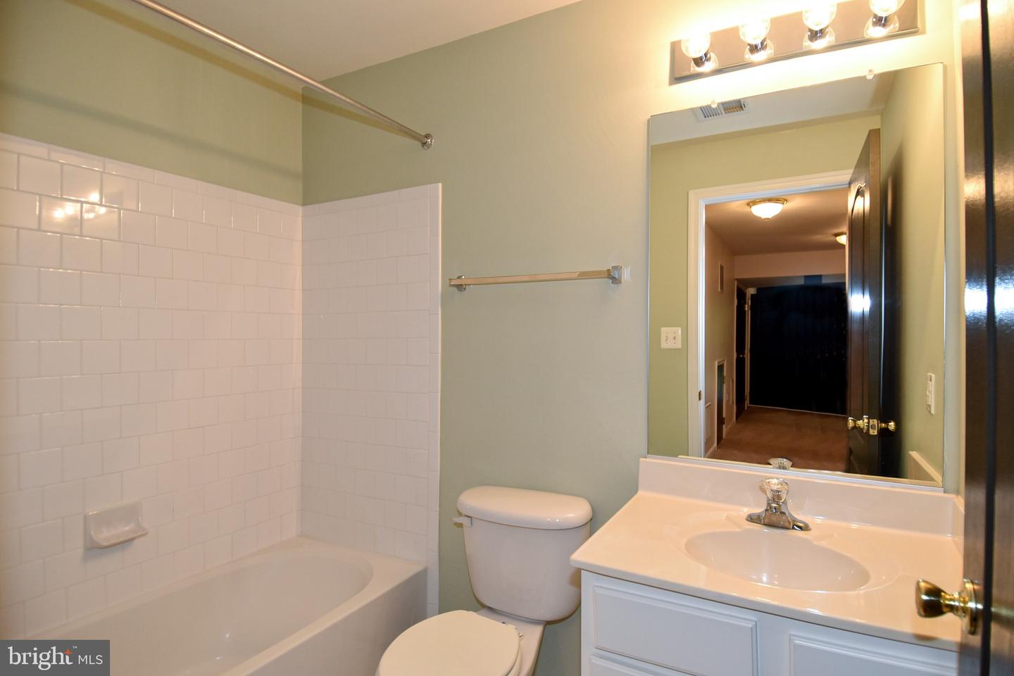 15511 Kennett Square Way Property Photo 43