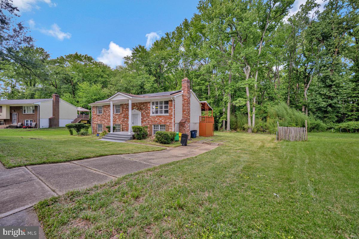 12417 Parkton St Property Photo 3