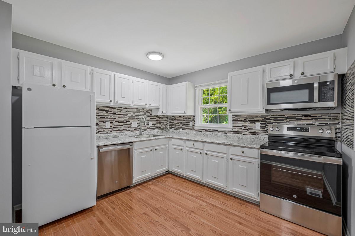 12417 Parkton St Property Photo 7