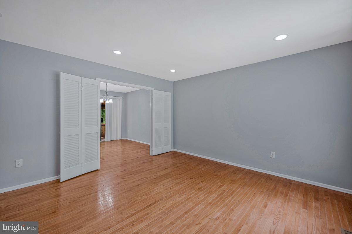 12417 Parkton St Property Photo 10