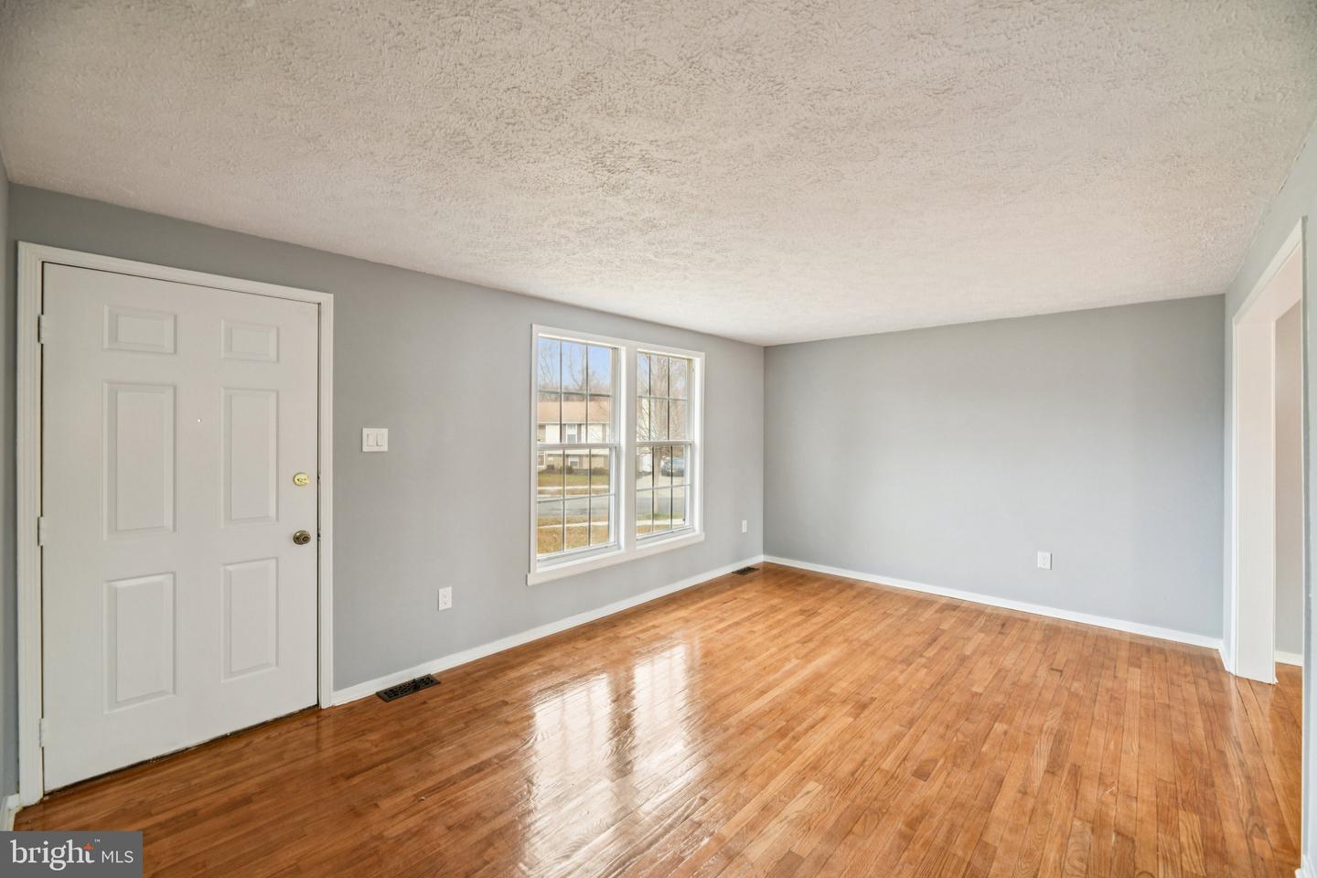 17209 Clairfield Ln Property Photo 11