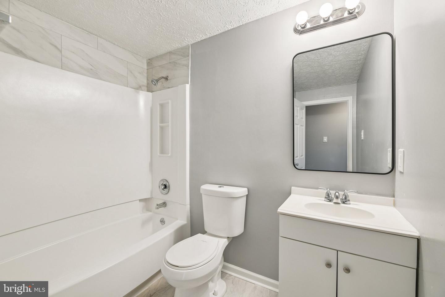 17209 Clairfield Ln Property Photo 20