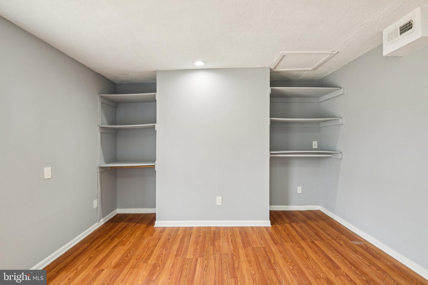 17209 Clairfield Ln Property Photo 23
