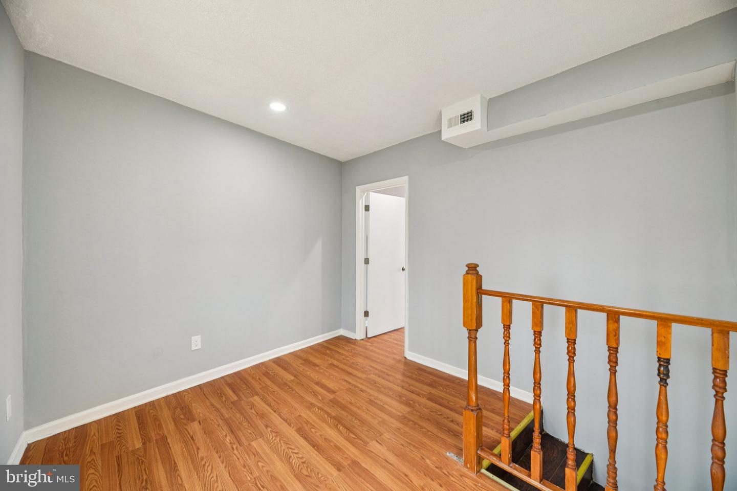 17209 Clairfield Ln Property Photo 25