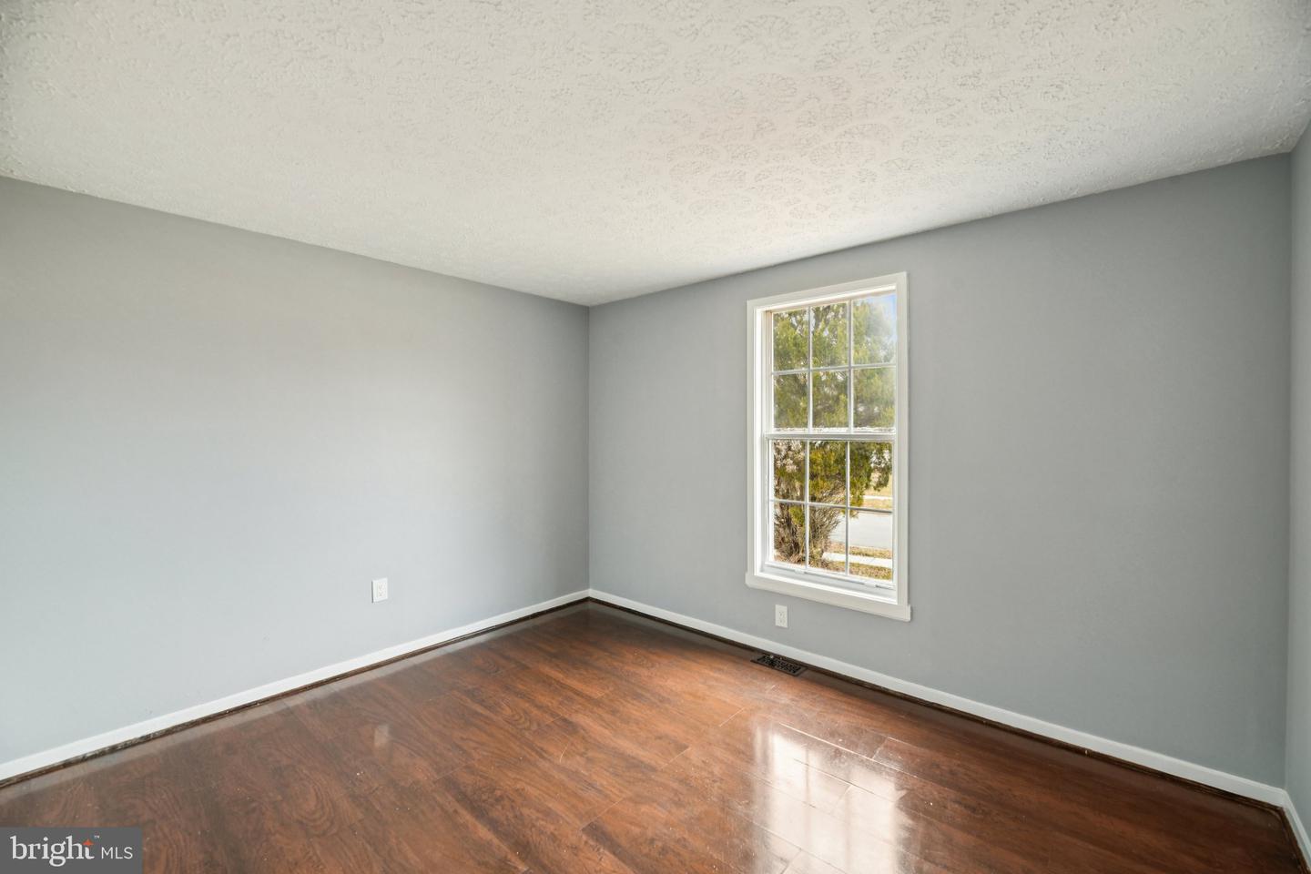 17209 Clairfield Ln Property Photo 30